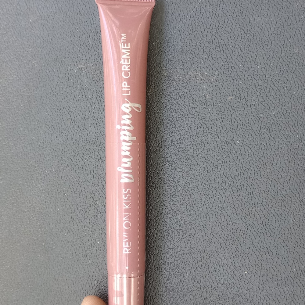 Revlon kiss plumping lip cream
